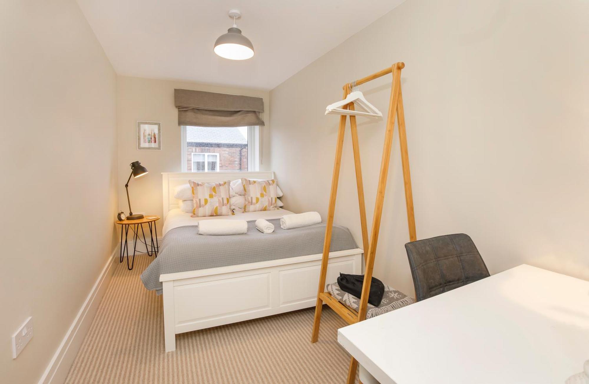 יורק Compton Lodge Luxury Apartment-Free Parking מראה חיצוני תמונה